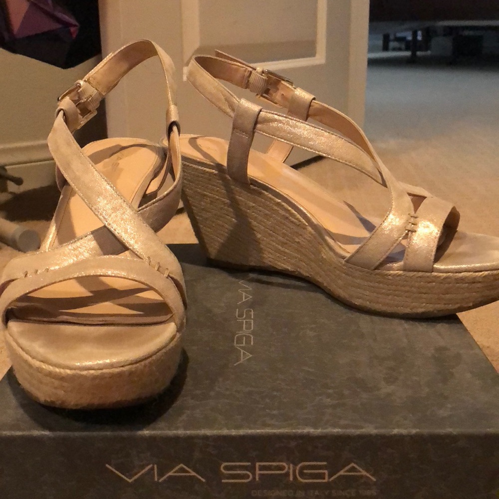 Via Spiga wedge